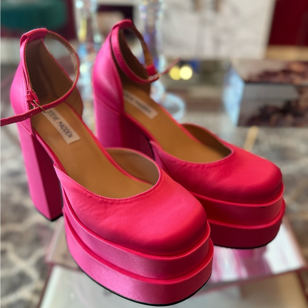 Steve Madden Women's Pink Platform Heels
